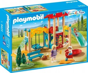 Playmobil 9423 Teren mare de joaca pentru copii č.1