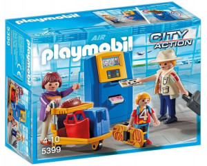Playmobil 5399 Familie la aparatul de Check In č.1