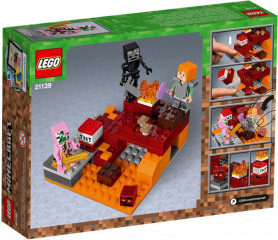 LEGO Minecraft 21139 Lupta Nether č.2