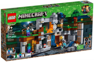 LEGO Minecraft 21147 Aventurile din Bedrock č.1