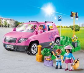 Playmobil 9404 Mașină de familie cu loc de parcare č.2