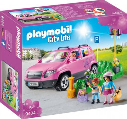 Playmobil 9404 Mașină de familie cu loc de parcare č.1