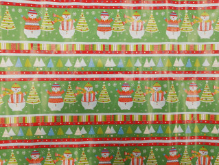 Hârtie de împachetat verde cu om de zăpadă 2m x 70cm | 4 bucăți č.1