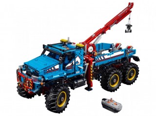LEGO Technic 42070 Camion de remorcare 6x6 č.2