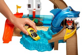 Mattel Hot Wheels Atacul rechinului č.3