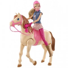 Mattel Barbie Campioana cu un cal