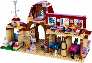 LEGO 41126 Friends Clubul de călărie din Heartlake č.3
