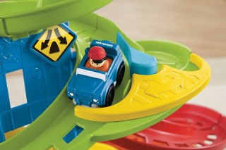 Fisher Price Little People Pista de mașini  č.2